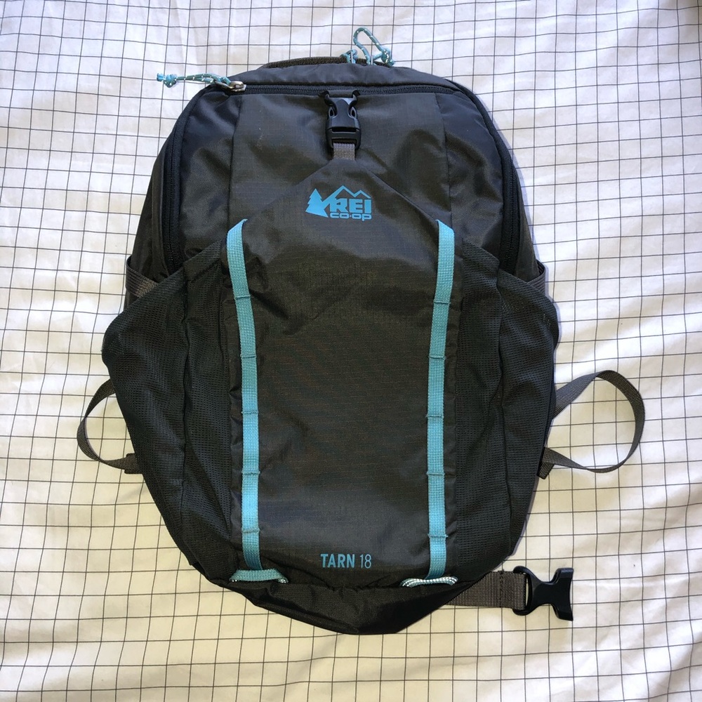 REI Tran18 kids pack